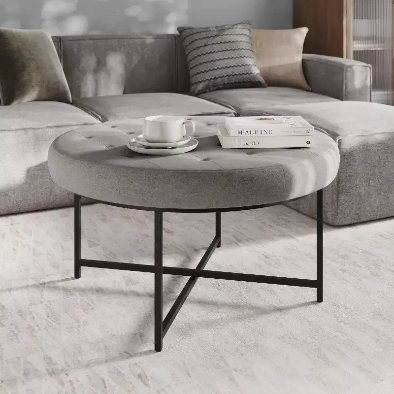 Emma e Oliver Pouf rotondo in cotone e lino, 86 cm, con design trapuntato e robusta struttura in ferro