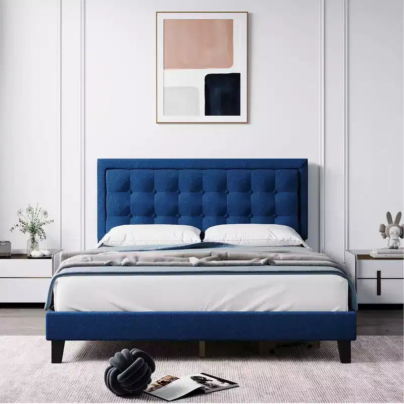 Struttura letto a piattaforma matrimoniale/queen/king, testiera con bottoni trapuntati, doghe in legno, altezza regolabile