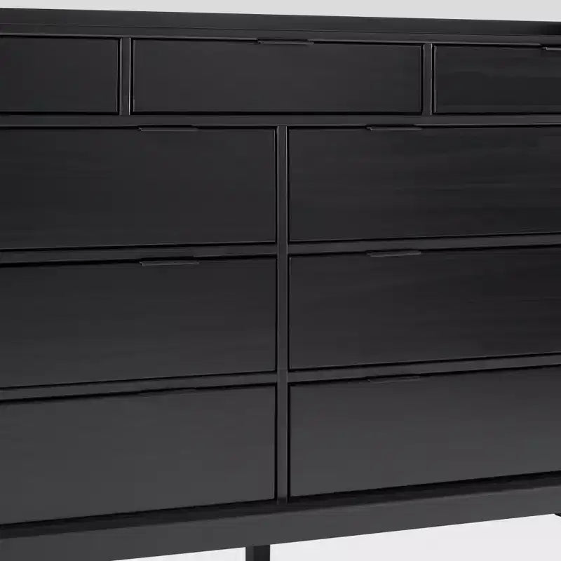 Comò orizzontale Mid-Century Modern a 9 cassetti, Pino massiccio, Gambe affusolate, 148,89 cm L